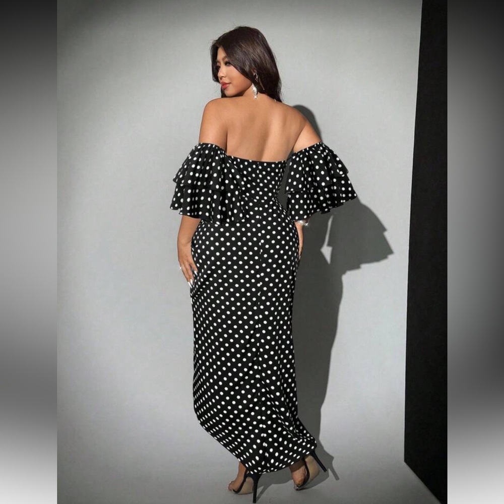 Viva Relle Plus Size Women's Elegant Polka Dot Ruched Tube Dress With Cuffs - Picture 3 of 4